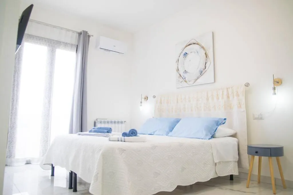 White Bike Rooms Siniscola Italie