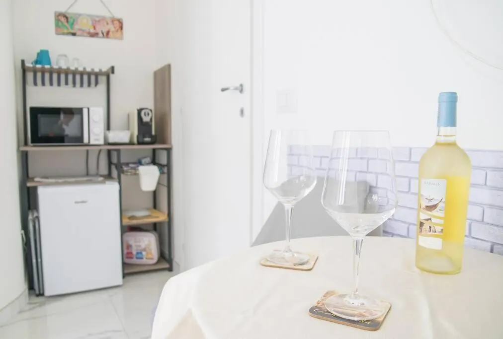 Couette-café White Bike Rooms Siniscola Italie